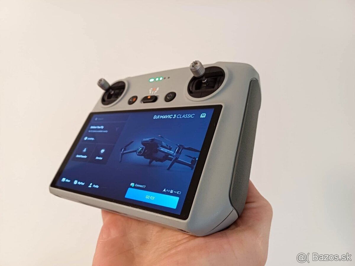 DJI Mavic 3 Classic (Fly More Combo) - 3