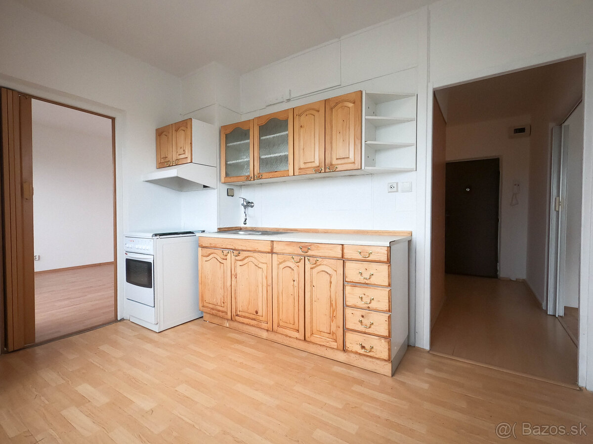 Predaj 3 izbový byt v Nových Zámkoch, Cena 121.540€ - 3