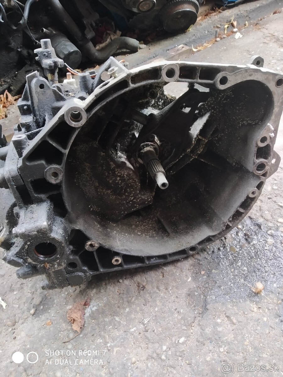 peugeot 806,ulysse,evasion - 3