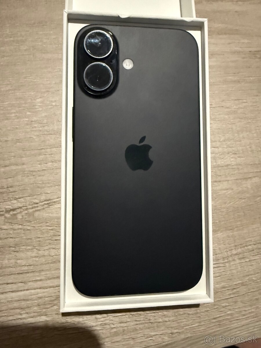 Apple Iphone 16 - 3