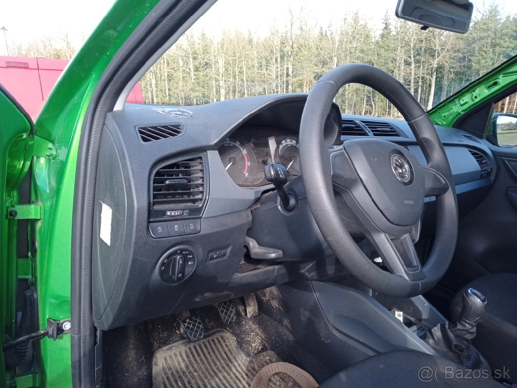 diely Fabia 3 facelift CHY 1,0Mpi 2019 49tkm - 3