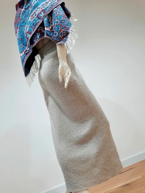 """ÚPLETOVÁ MAXI SUKŇA""" vel M - 3