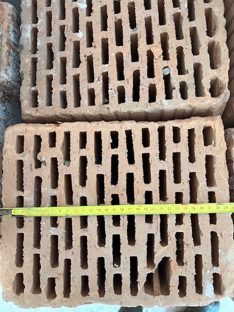 Predám tehly lacno - 3