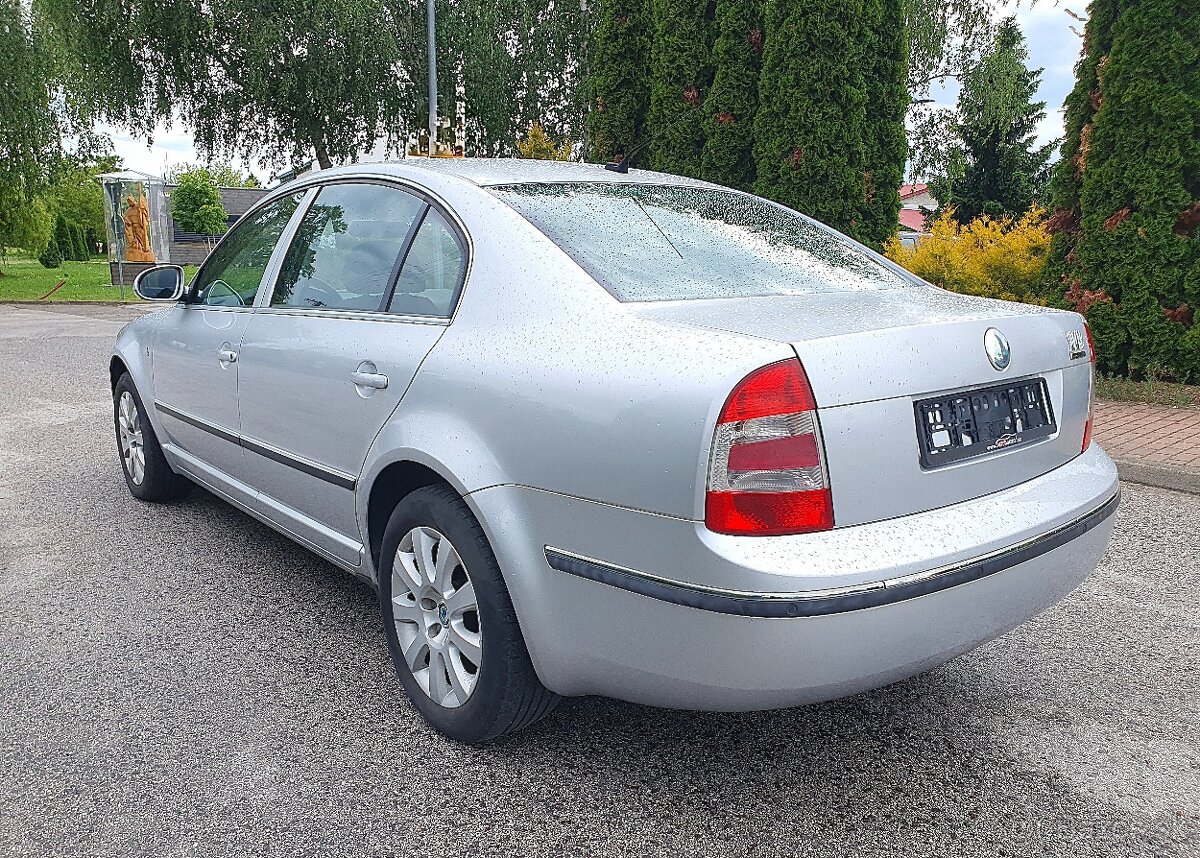 Škoda Superb 2.0 TDI Comfort DPF 6M - 3