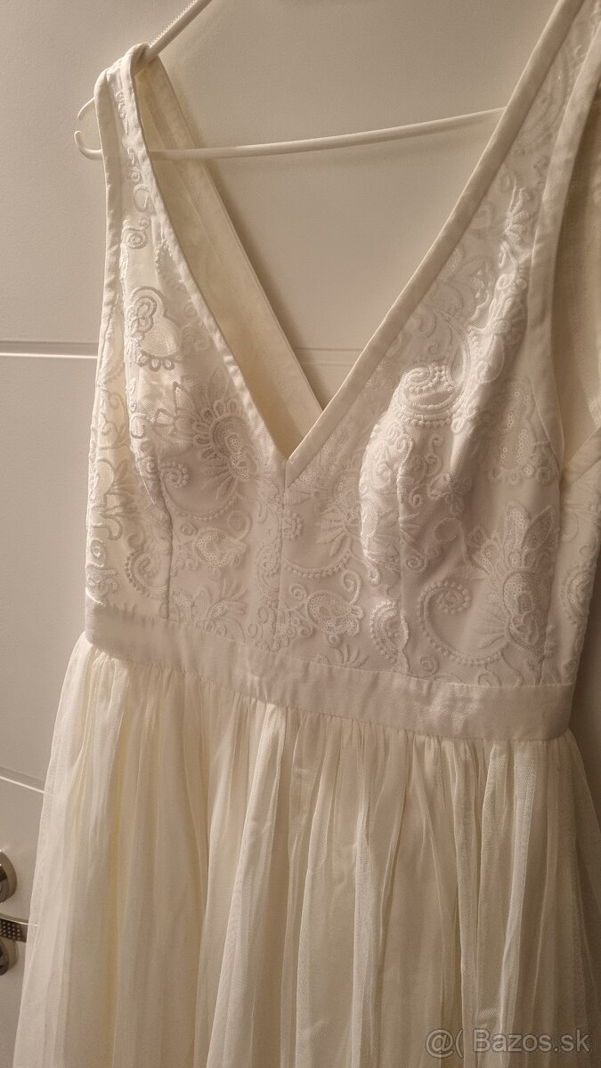 Svadobne dlhé šaty s čipkou - 3