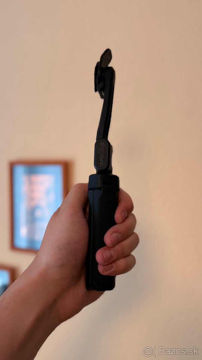 QuadLock Camera - Tripod/Selfie Stick - 3