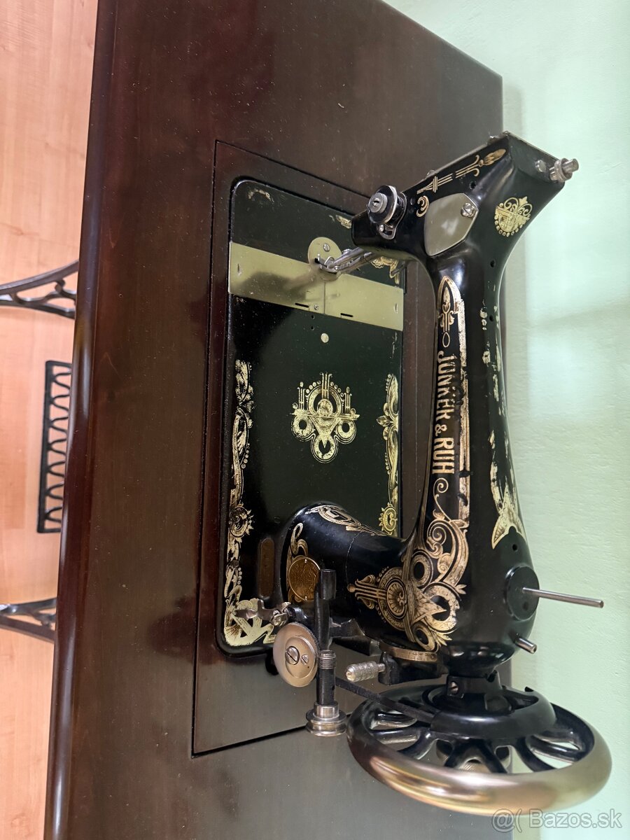 Šijací stroj Junker&Ruh - 3