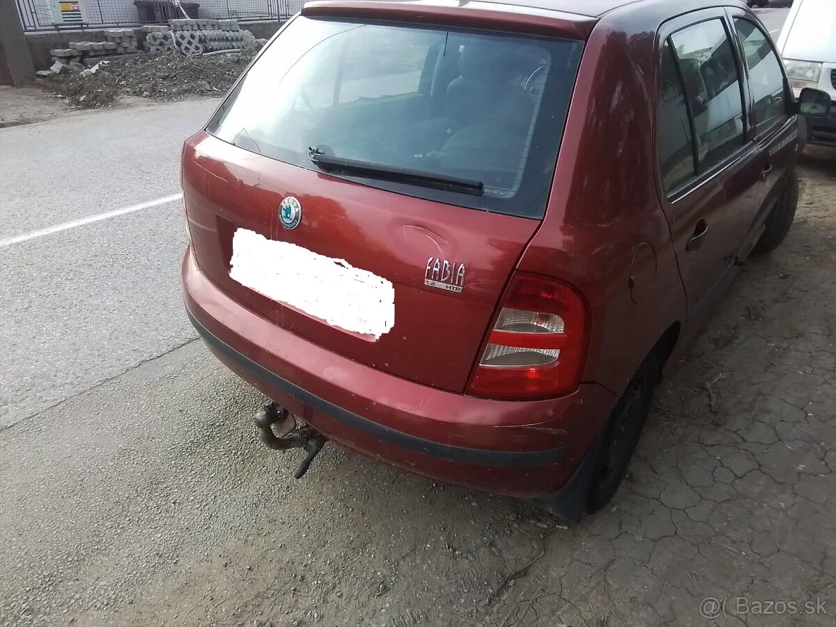 ŠKODA FABIA I 1.2 HTP 40 KW AWY ROZPREDAM NA NAHRADNE DIELI - 3