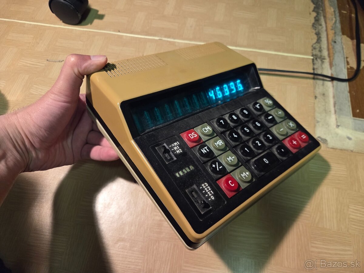 Kalkulačka TESLA OKU 107 - 3