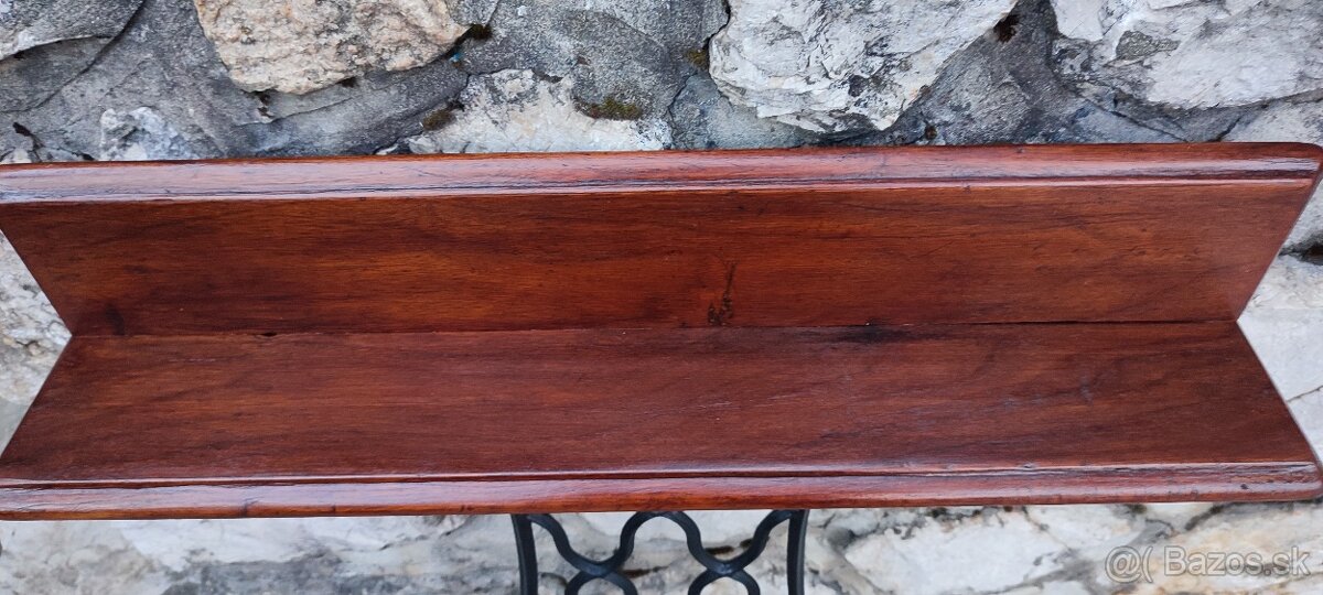 Jedinečné stolíky šijací stroj Singer - 3