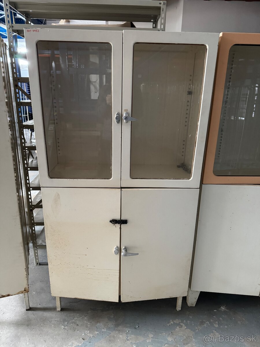 Stará lekárska skrina - 3