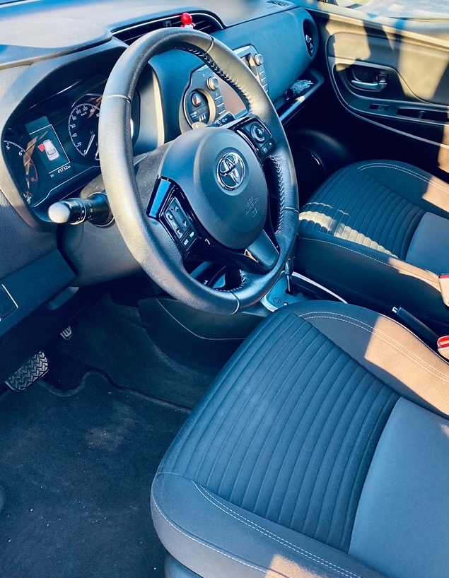 Toyota yaris 1,5 automat - 3