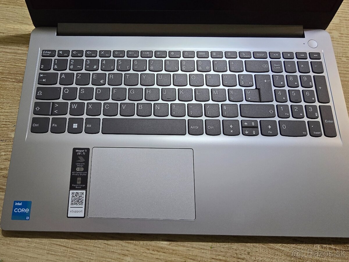 Lenovo ideapad 15.6 1i s 8 gb ram 256gb ssd diskom a i3 proc - 3