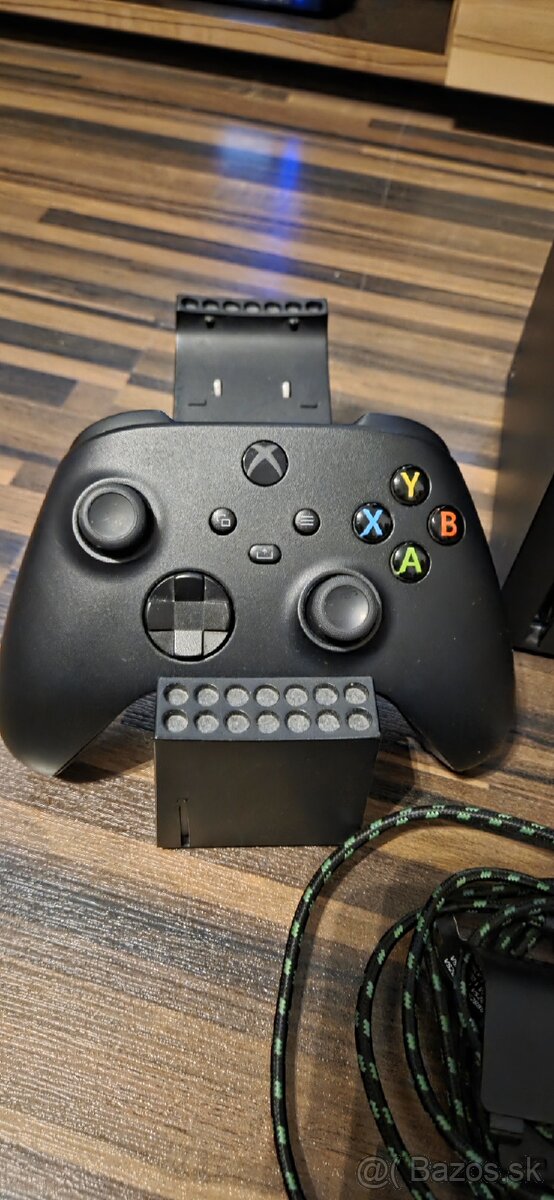 Xbox Series X - 3
