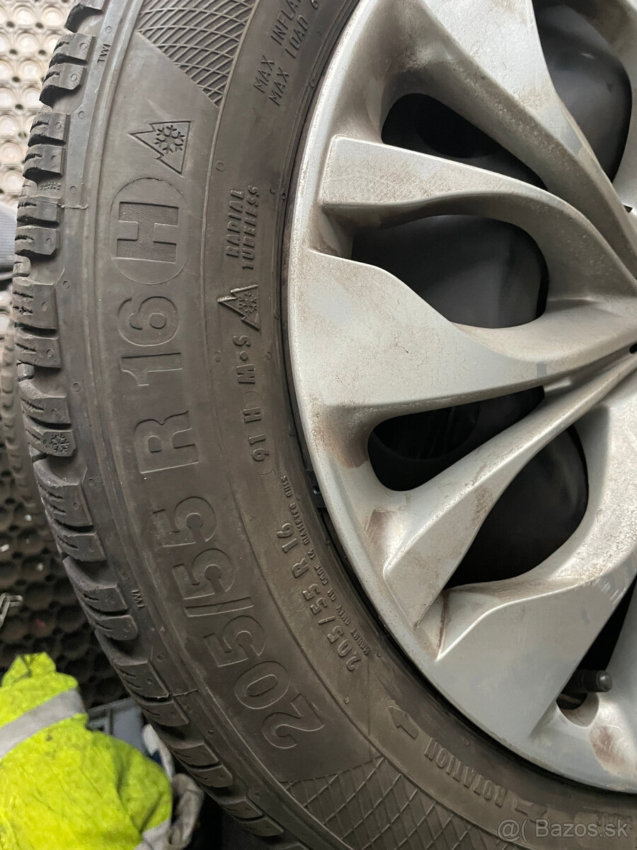 Zimne plechy 4x108 r16 so zimnymi pneu Continetal 205/55 r16 - 3