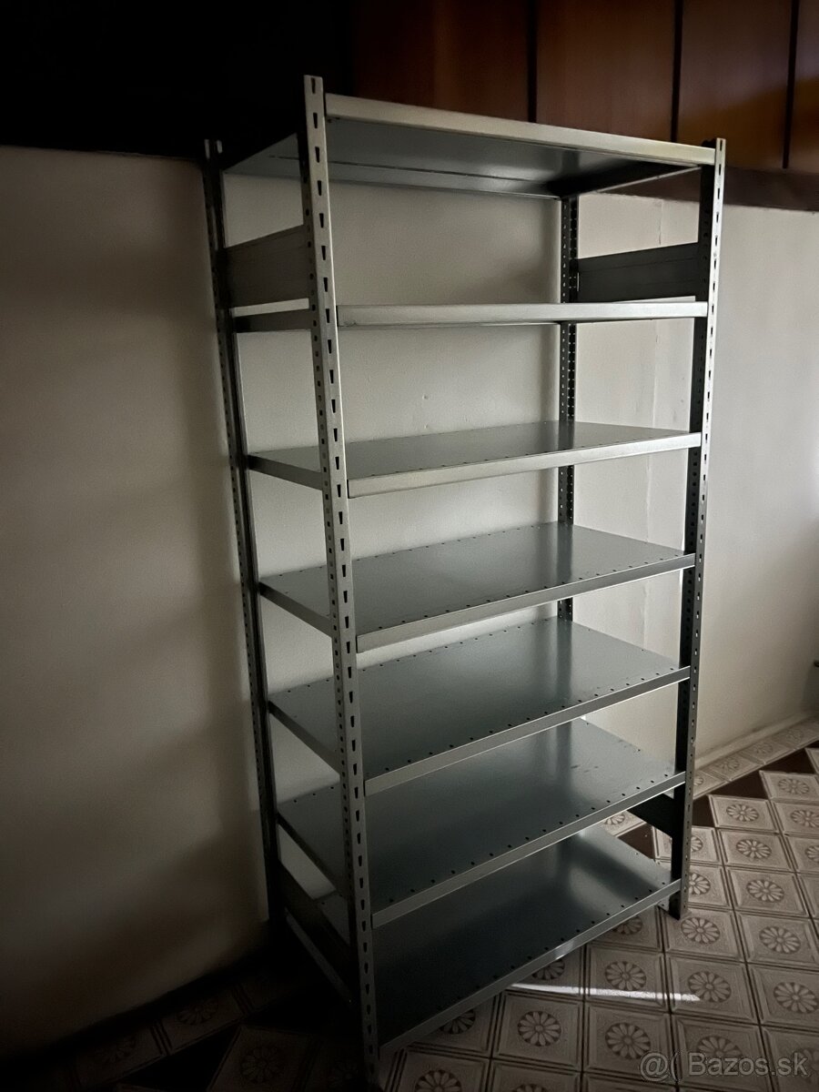 Regál - 3