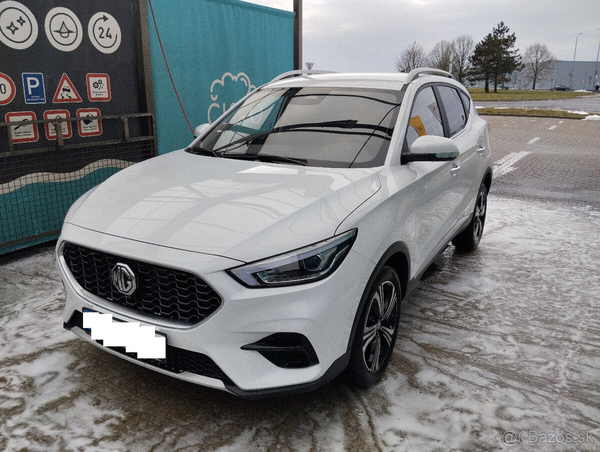 MG ZS ESSENTIAL PLUS 1.5 DVVT 5MT - 3