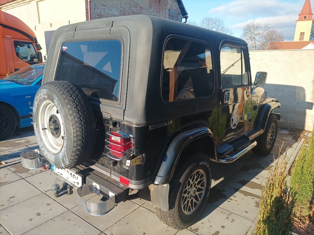 Jeep Wrangler 4.20 1988 - 3