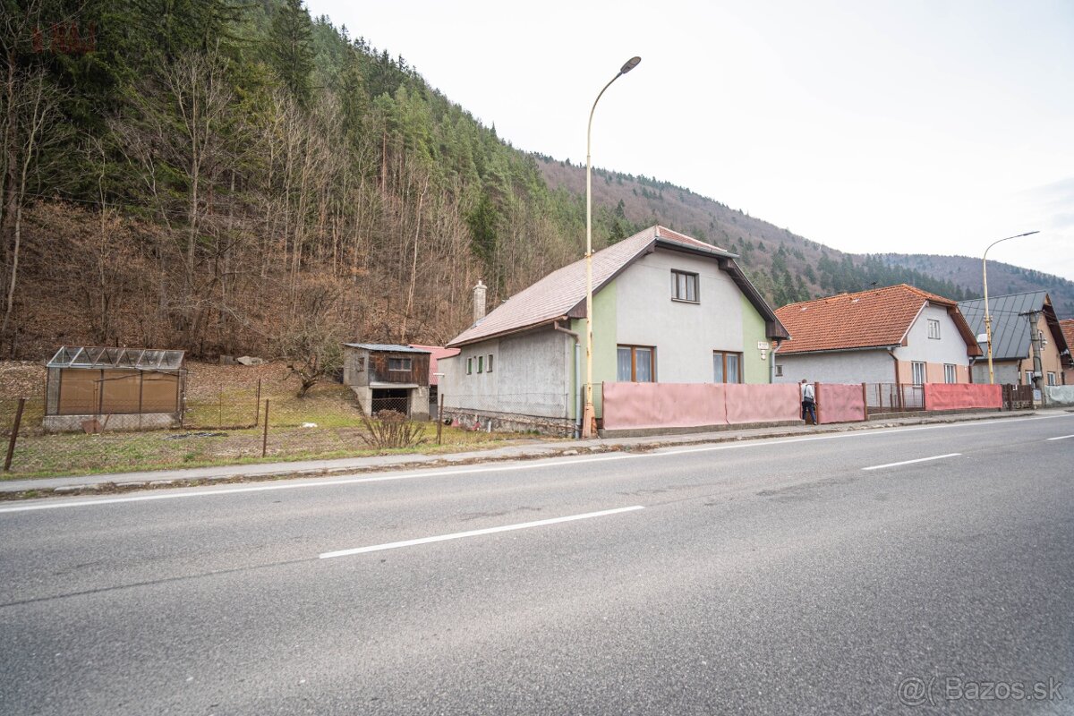 NA PREDAJ RODINNÝ DOM : RUŽOMBEROK - BIELY POTOK - 3