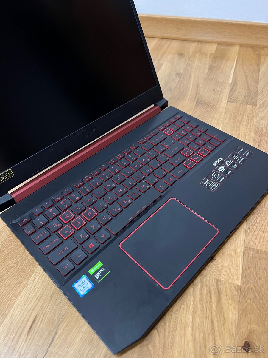 Acer Nitro 5 (model N18C3) - nefunkčný - 3
