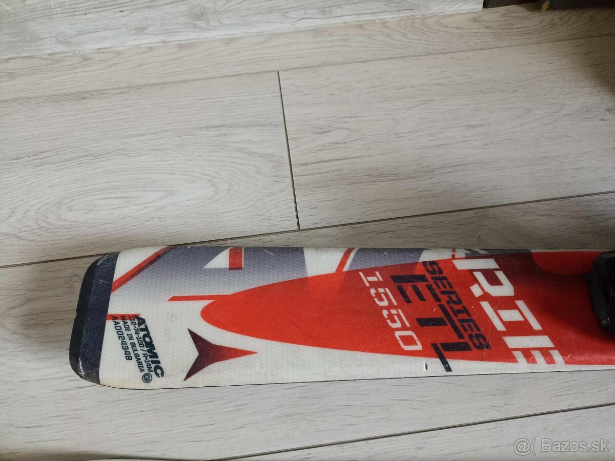 lyže Atomic a lyžiarky - 3