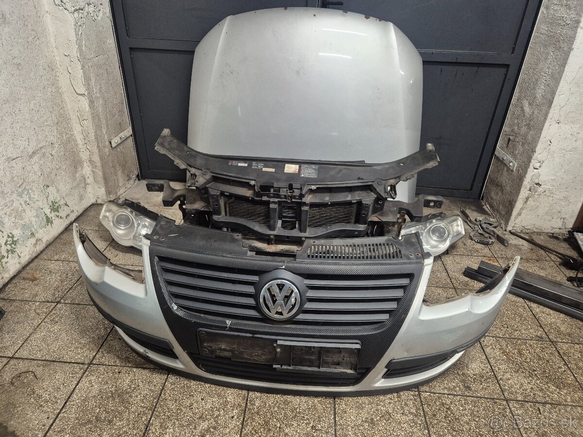 Predám náhradné diely na Volkswagen Passat b6 3c - 3