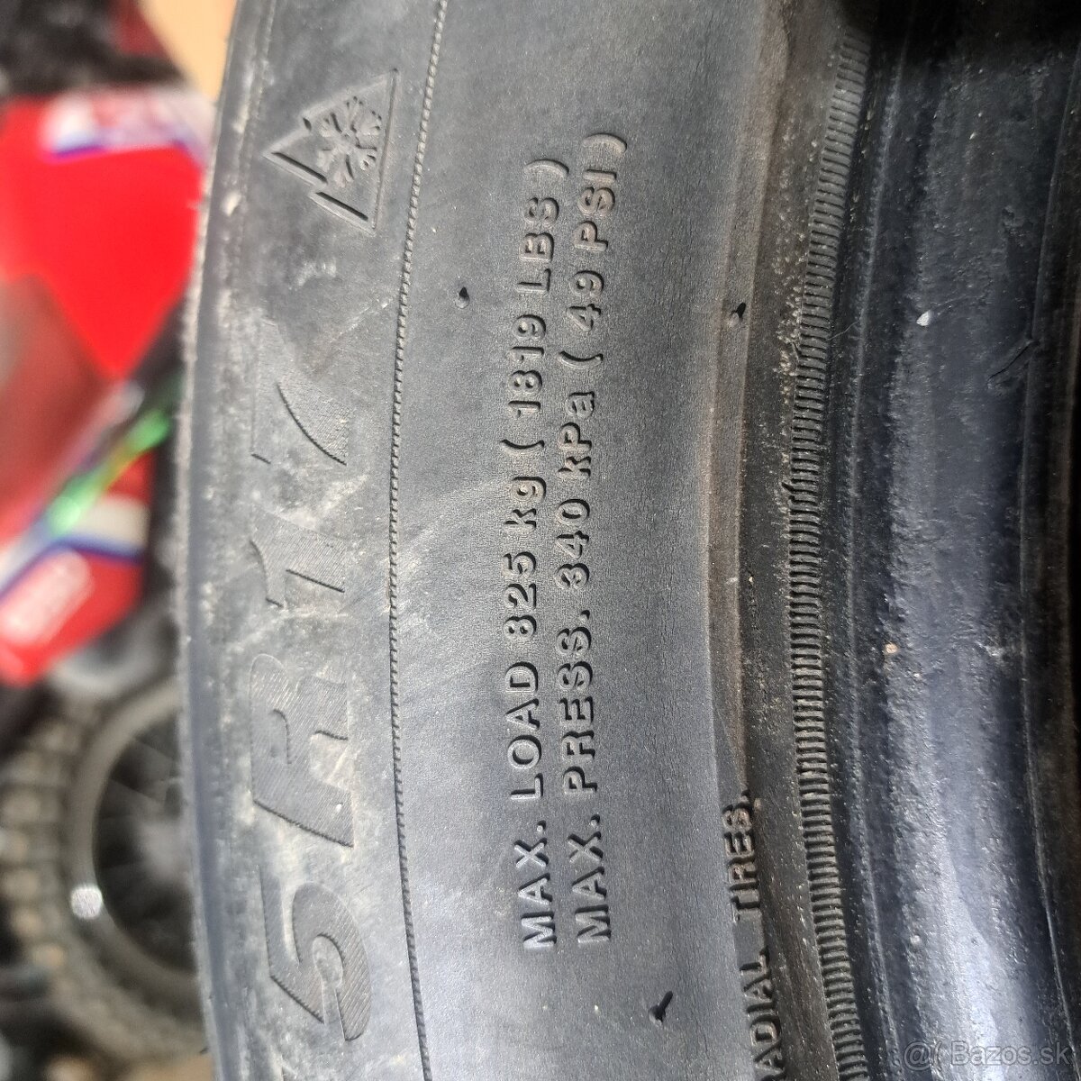 zimné 225/55r17 - 3