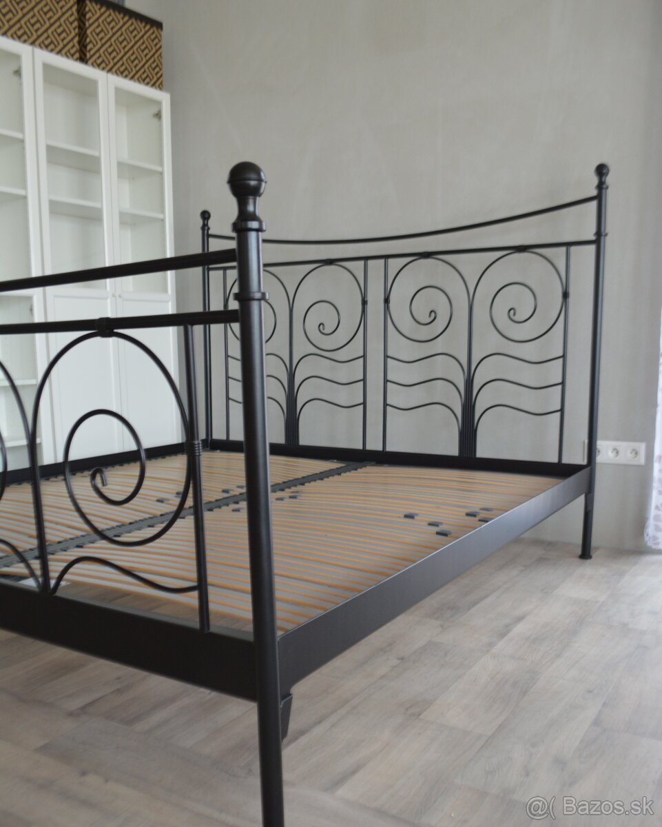 Manželská posteľ - 3