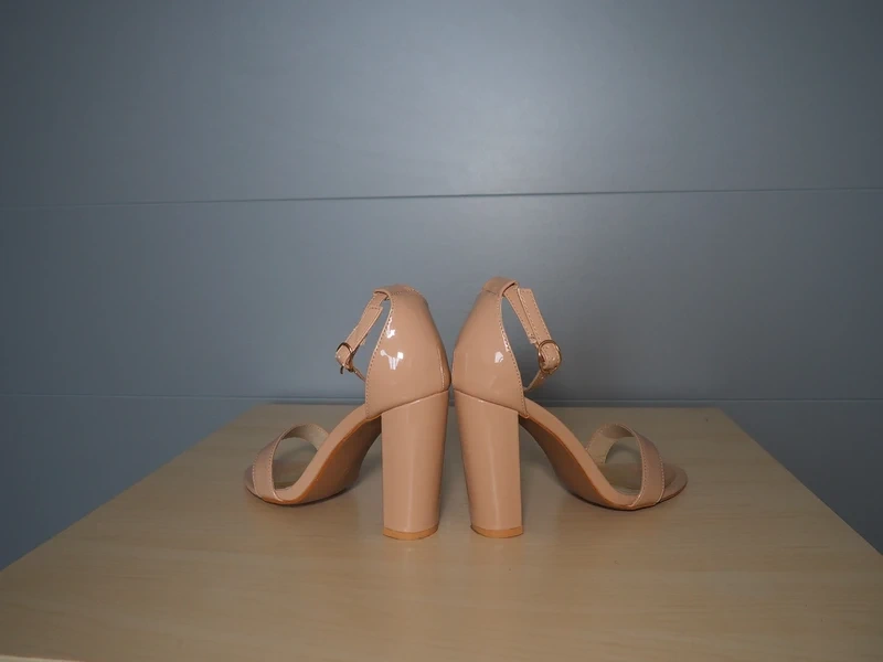 Béžové sandále Glamorous 👠 - 3