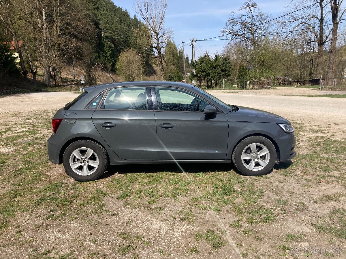 Audi A1 facelift automat - 3