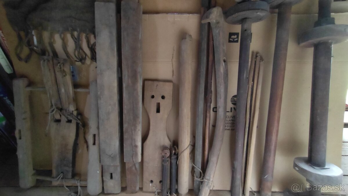 Starý tkací stroj - súčiastky - 3