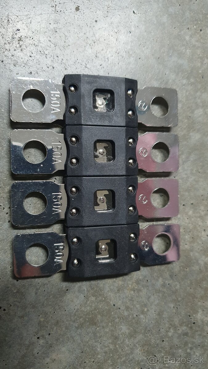 Poistky a drziaky 150A MEGA - 3