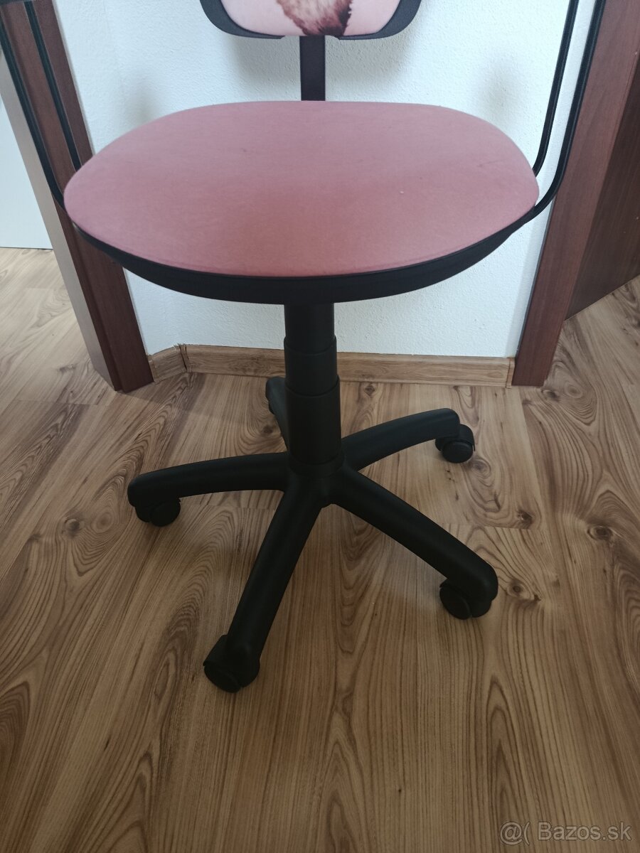 Stolička otočná - 3