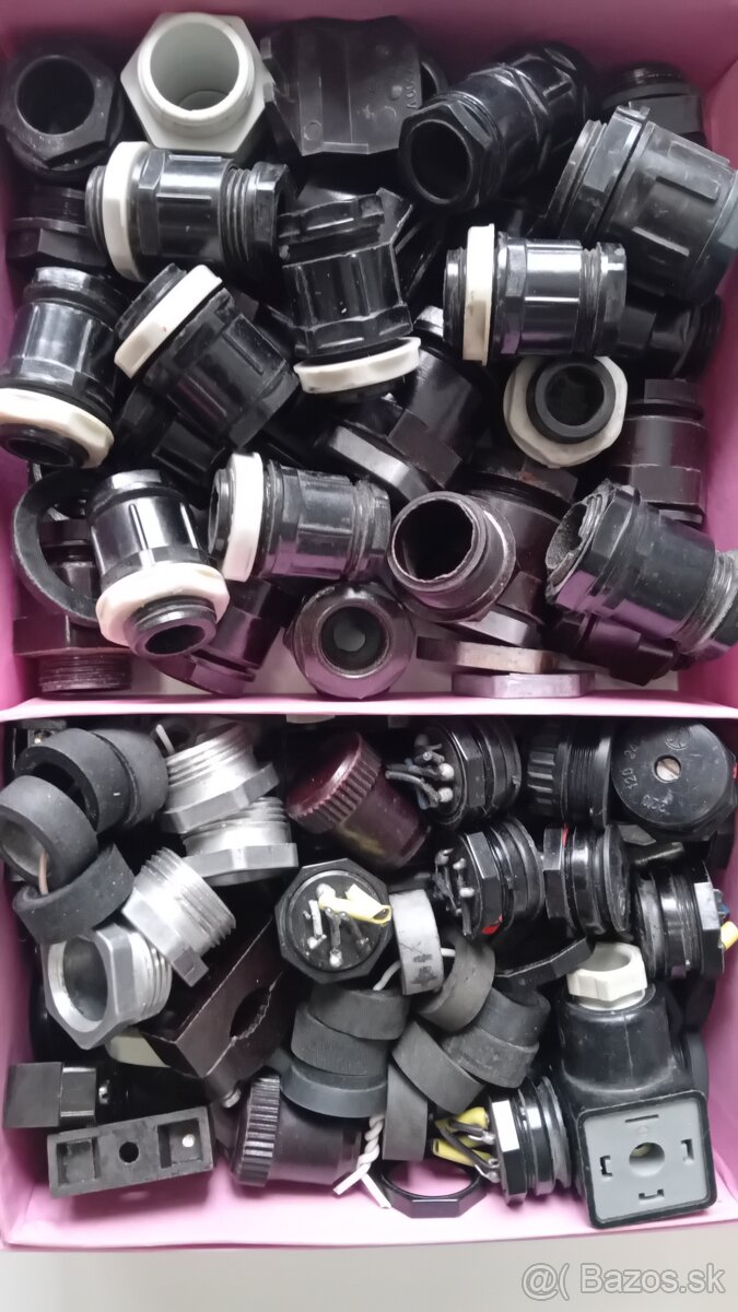 Vypínače + ostatný drobný materiál - 3