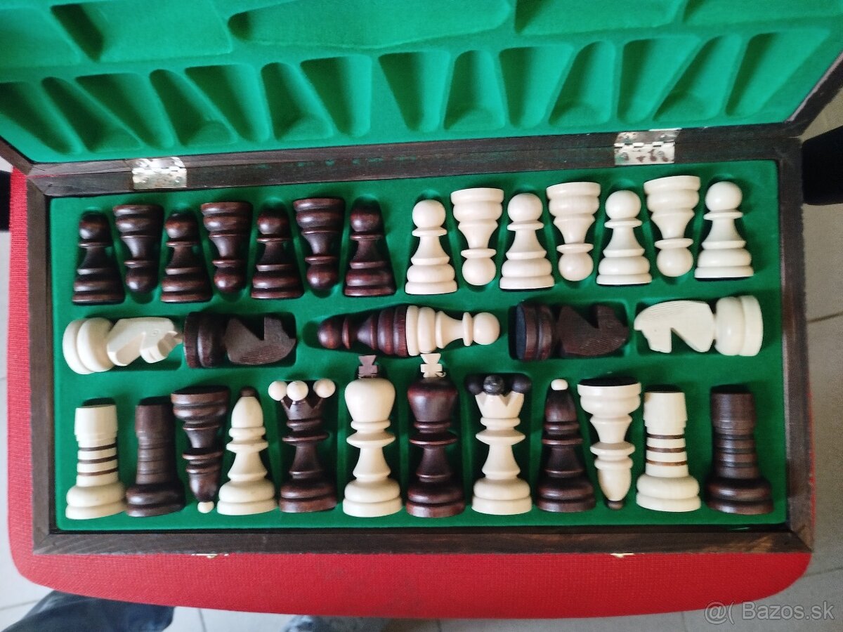 Predám drevené šachy - 3