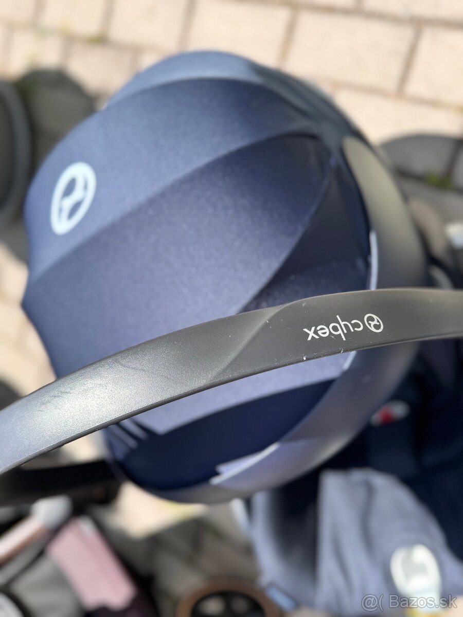 Cybex Cloud Z2 + ISOFIX Base - 3