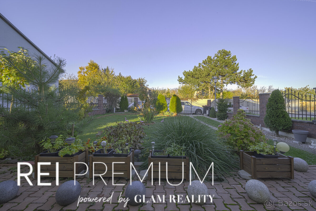 Priestranný rodinný dom s krásnou záhradou v obci Edelstal, - 3