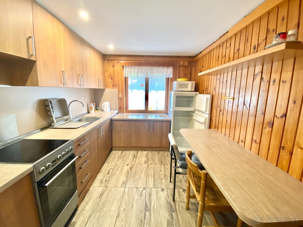 Chata s kapacitou 38 lôžok NA PREDAJ, Jakubovany - 3