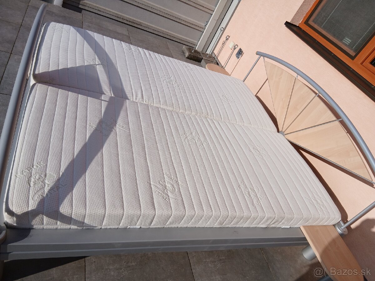 Msnželska postel - 3