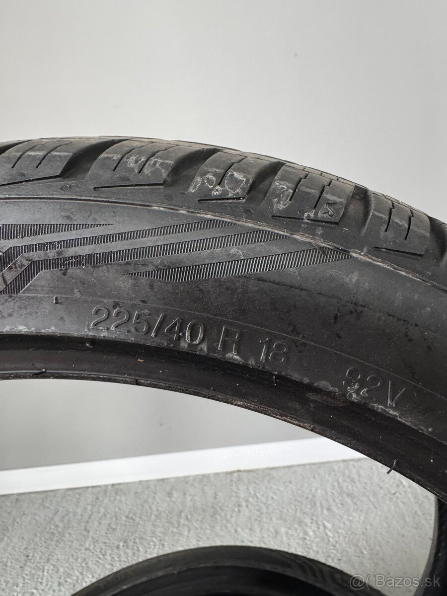 Vredestein, 225/40 R18, 2x Letné - 3