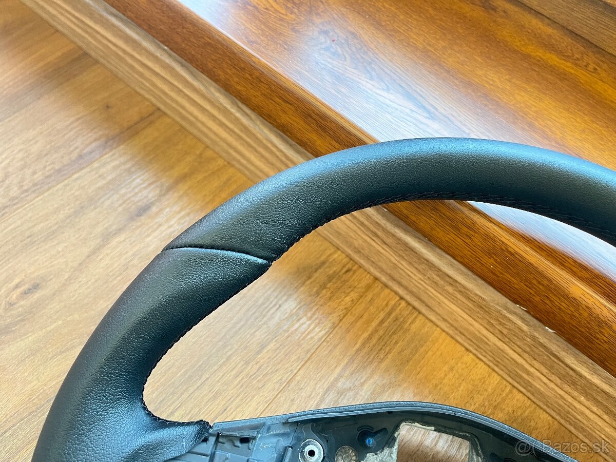 Kožený volant Seat Leon 3 - 3
