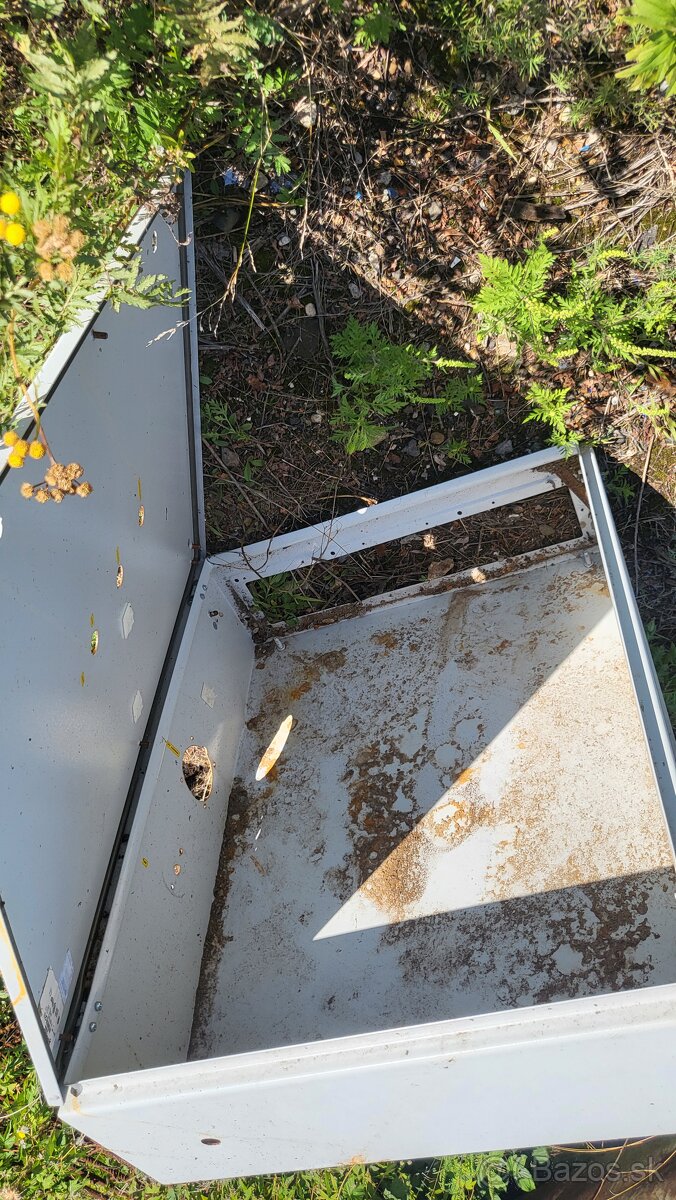Elektrická rozvodná skriňa 4 kusy - 3