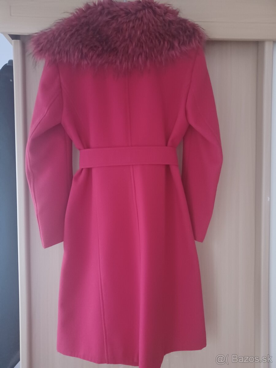 Čerevený flaušový kabát - 3