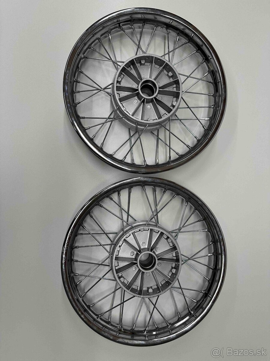 Predám nové koleso 16" komplet ráfik výplet stred JAWA - 3