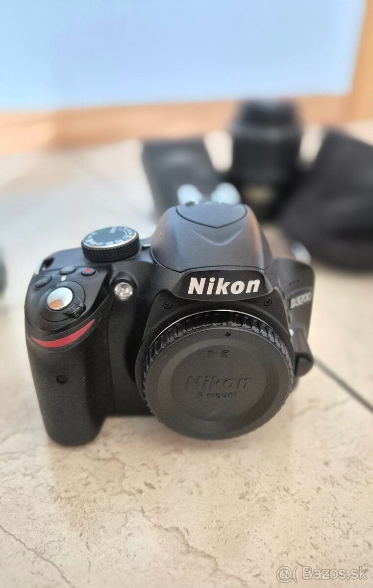 Nikon D3200 + príslušenstvo - 3
