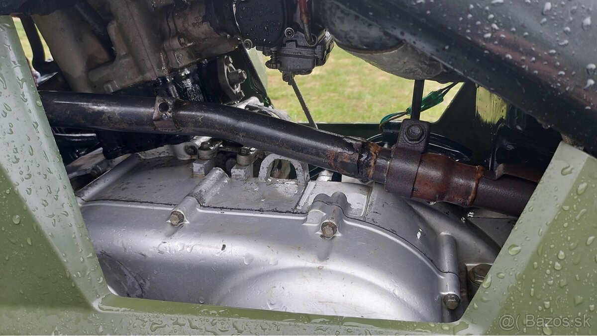 Sym 300 quadlander štvorkolka