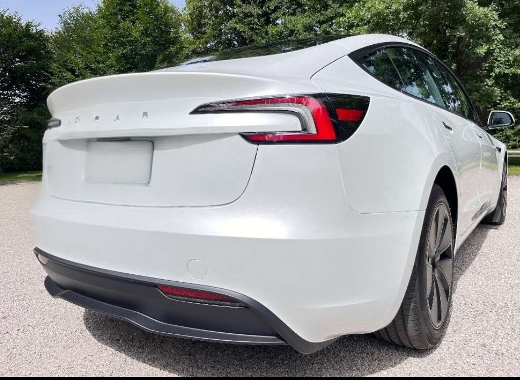 Tesla model 3,RWD,10/2024,DPH. - 3