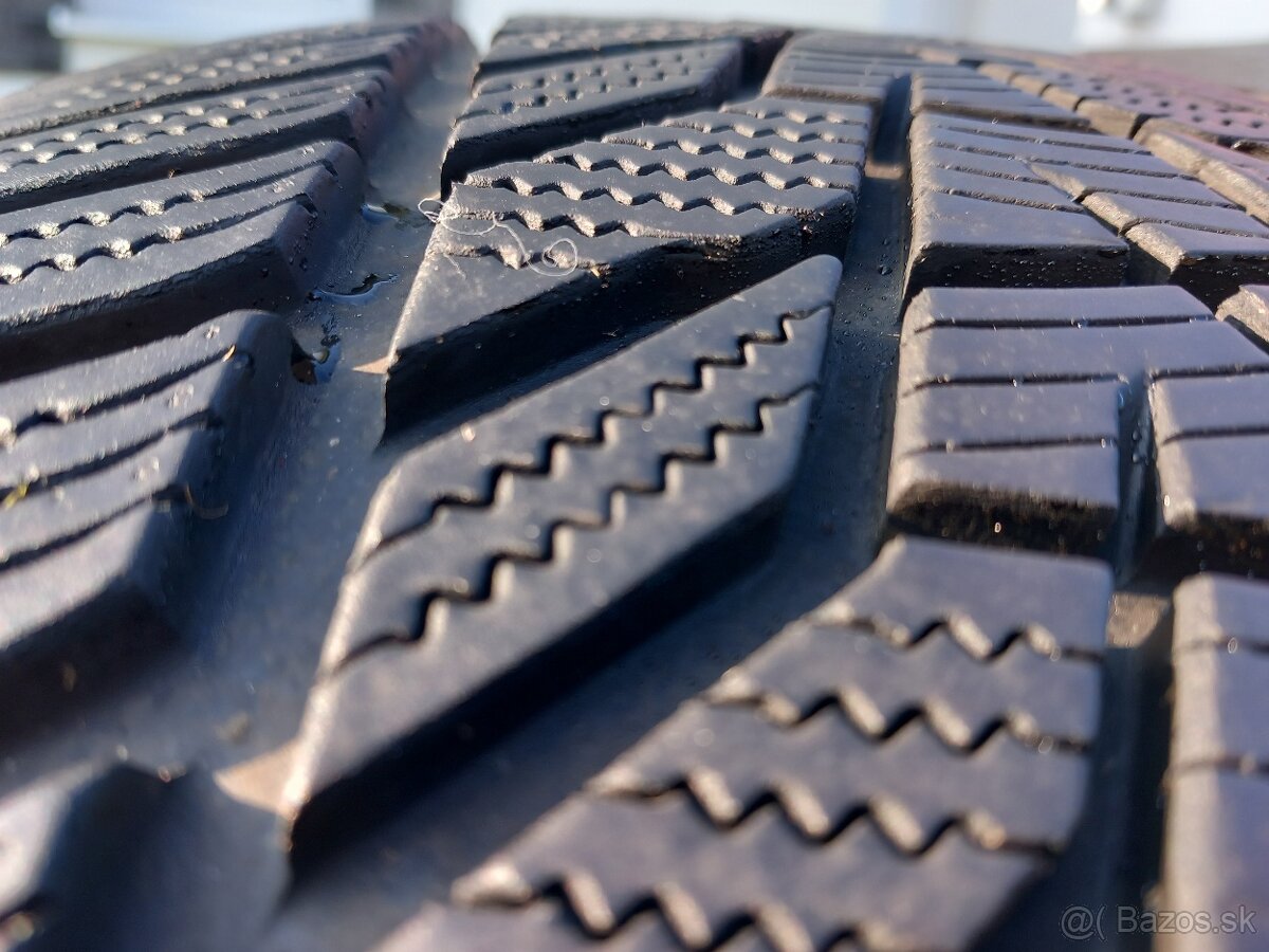 235/45 r18 zimne pneumatiky 2kusy - 3