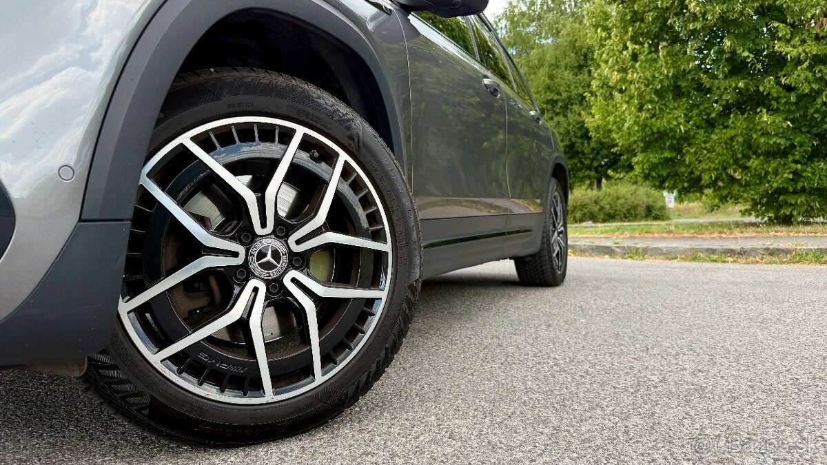 Mercedes EQB 350 4MATIC AMG Line - 3