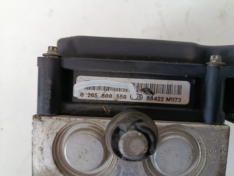 rj abs renault clio3 0265800559 50€ - 3